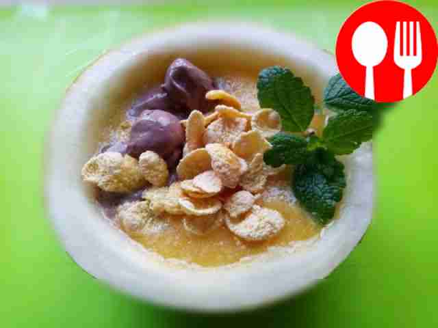 Vitamin soup from melon and orange