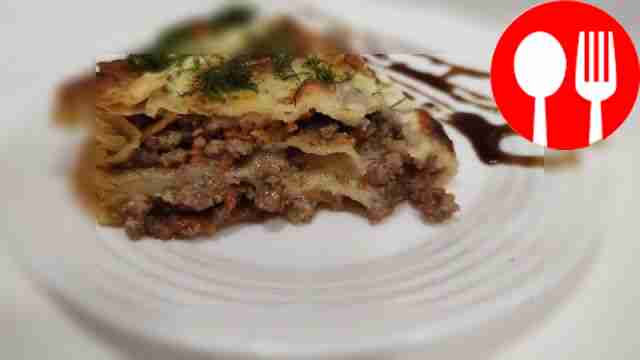 Быстрый пирог из свинины и лаваша