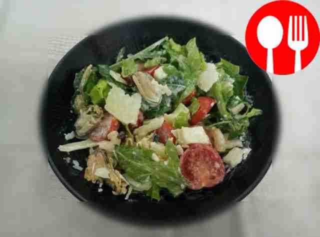 Refreshing salad with seafood and parmesan