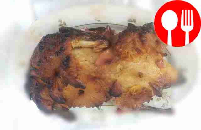 Утка с айвой и ананасами в медово-горчичном соусе