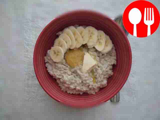 Лакомая каша с бананами и медом