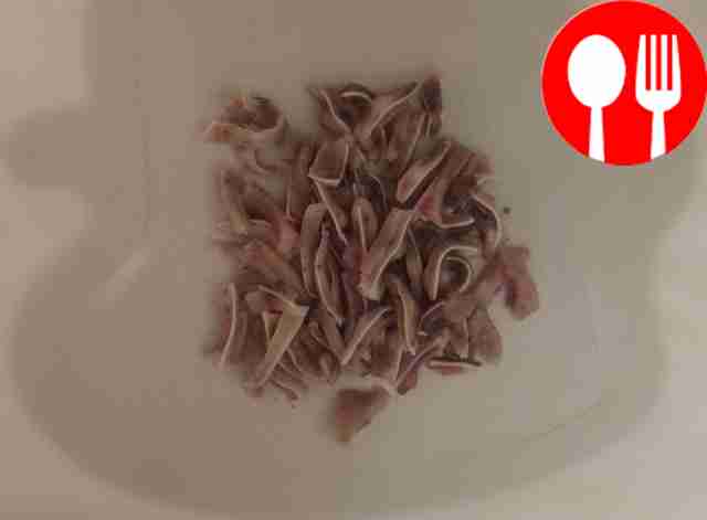 Готовые свиные уши обязательно охлаждайте в...