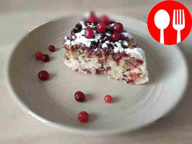 Remove the finished pie from the mold, turn it...