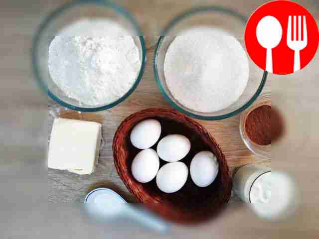 Sift the flour through a sieve, quench the...