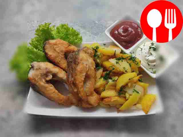 Fried potatoes with fish