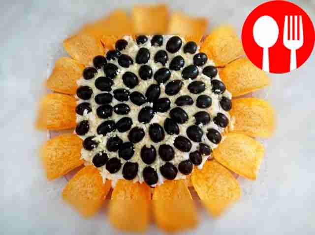 Вкусный салат с чипсами