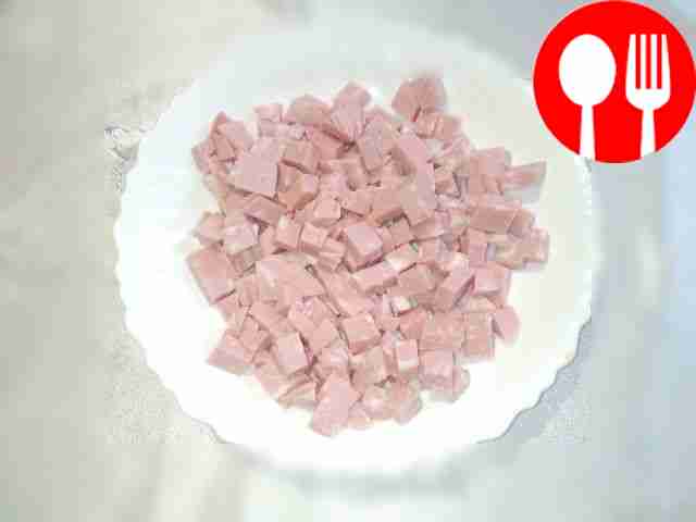 Add salt, pepper, spices and pasta to the pan...