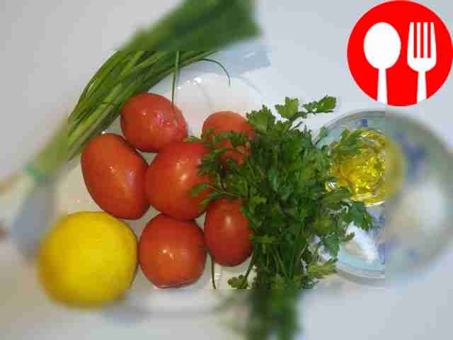 Rinse the tomatoes and dry with a paper towel,...