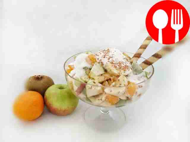Fruit salad with ice cream