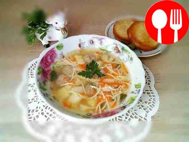 Сытный суп с мясным фаршем