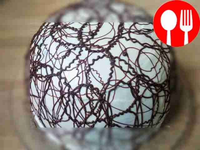 Classic Pancho cake with pineapple