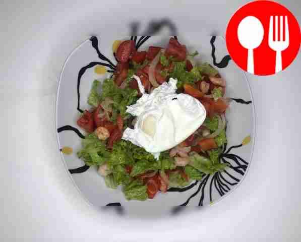 Нежный салат с помидорами черри