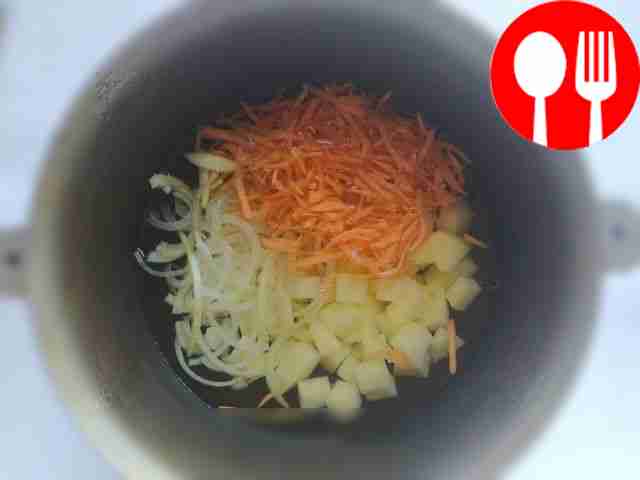 Cut the potatoes into cubes, the onion into...