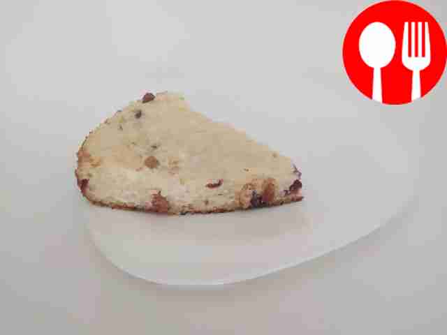 Cottage cheese casserole with rice and raisins in a slow cooker