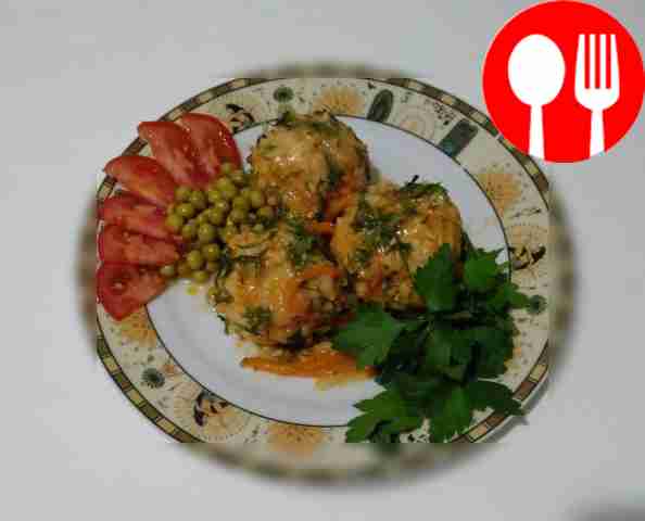 Мясные тефтели с рисом в томатной подливе