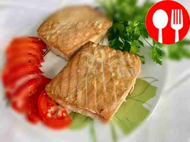 Филе тунца, запеченное в духовке