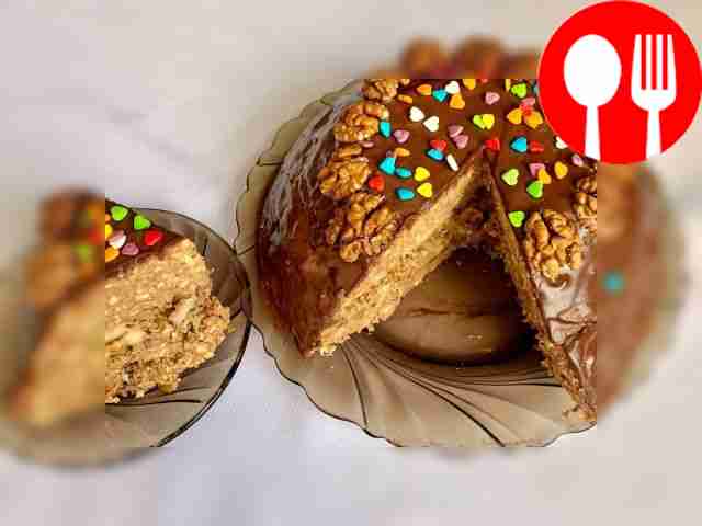 Торт из печенья, бананов и грецких орехов