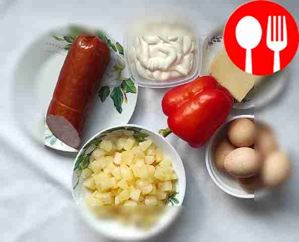 Сварите яйца вкрутую и тут же поместите их в...