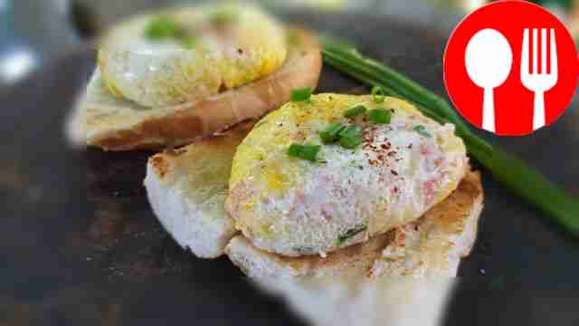 Bulgarian breakfast eggs poshirani