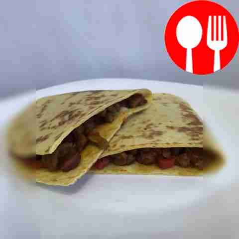 Quesadilla with beans and beef