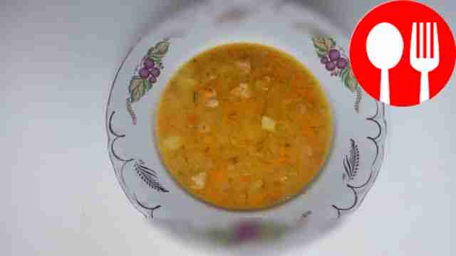 Деревенский гороховый суп со свининой Country pea soup with pork