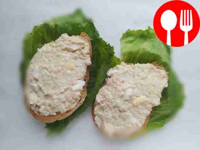 Delicate salad with rice, egg and canned fish