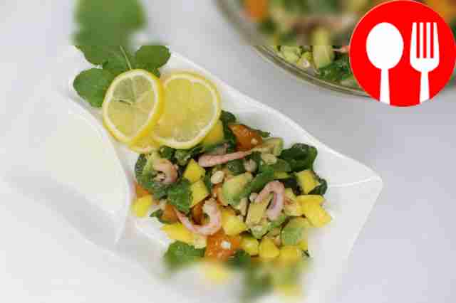 Exotic salad with shrimp