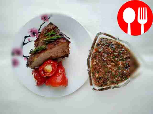 Нежнейшая телятина в духовке с соусом чимичурри