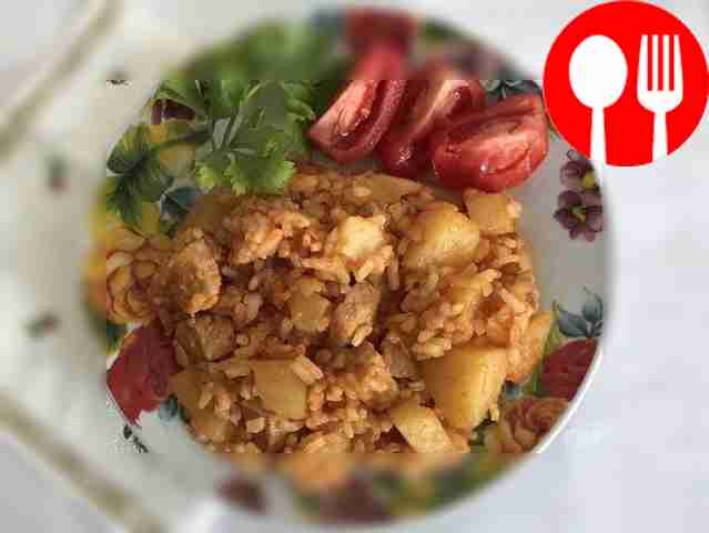 Пряный рис с картофелем и овощами