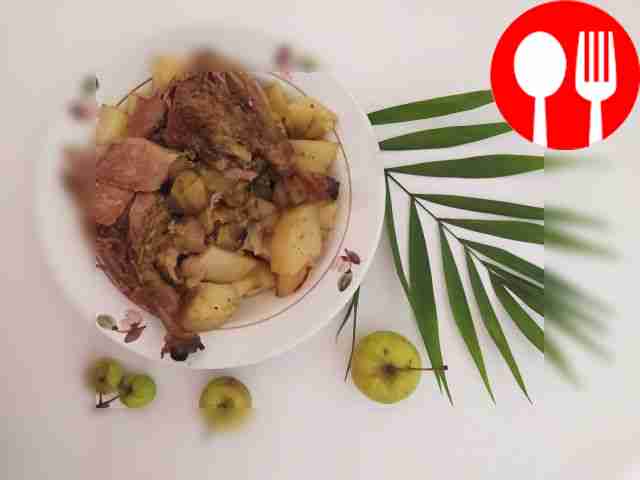 Запеченная пряная утка с картофелем