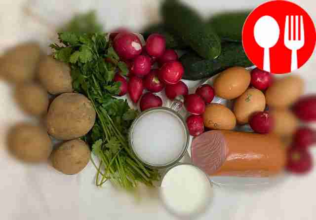 Сначала сварите картофель и яйца. Остудите,...