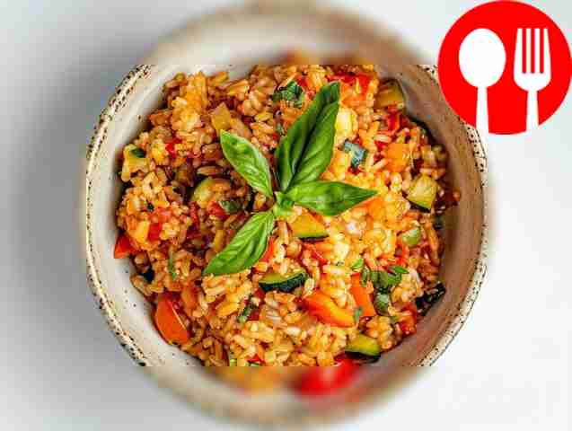 Crumbly pilaf with zucchini