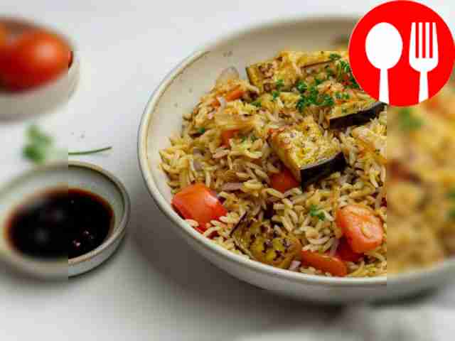 Vegetarian pilaf in Turkish