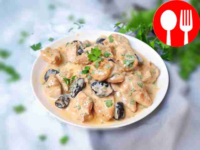 Куриная грудка с черносливом