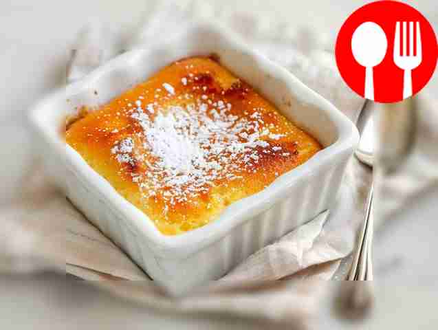 Airy cloudberry soufflé