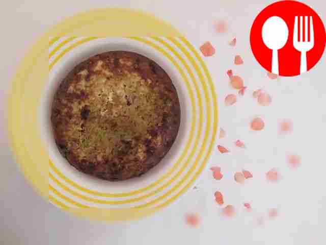 Zucchini casserole with minced chicken