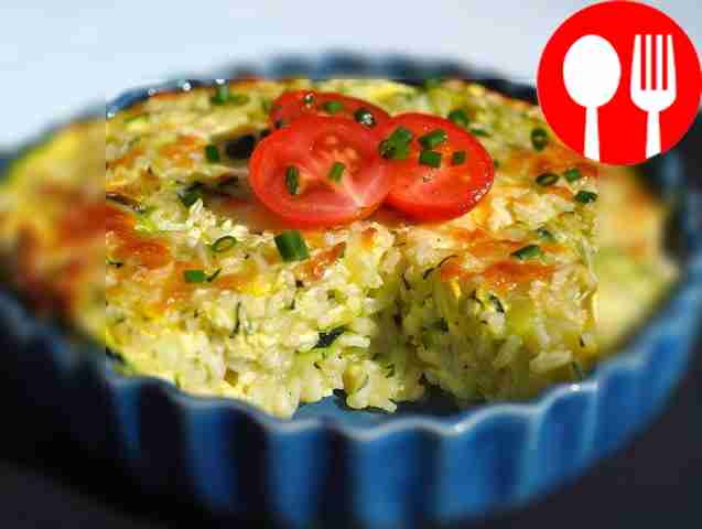 Здоровая запеканка с рисом и кабачком