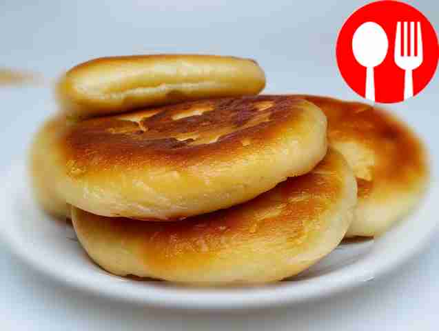 Classic fried pies with liver and potatoes