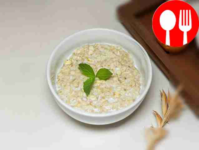 Oatmeal without cooking with kefir