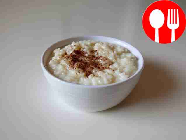 Rice porridge with milk and lemon zest