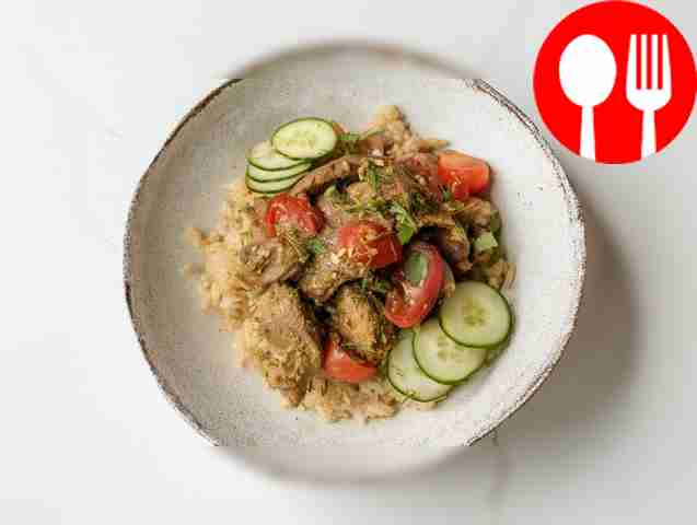 Fragrant rice with chicken liver and tomatoes