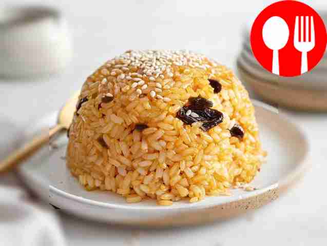 Lenten rice with prunes
