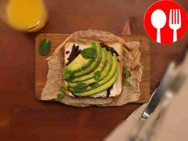 Тост с авокадо