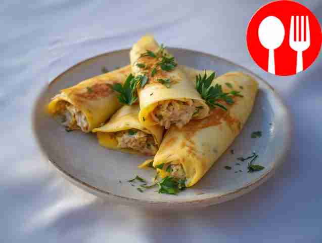 Stuffed pancakes with tuna, rice and egg