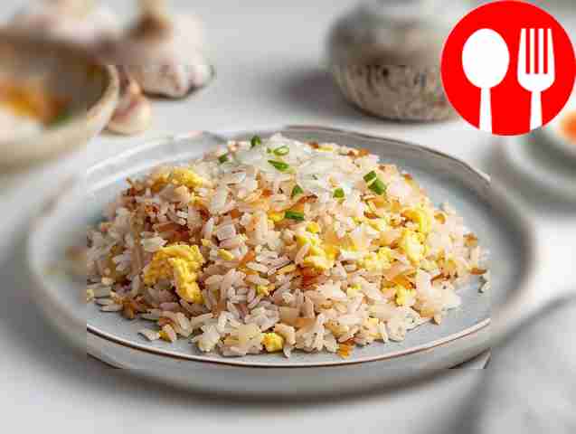 Delicious rice with garlic