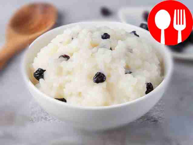 Сладкая рисовая каша с изюмом Sweet rice porridge with raisins