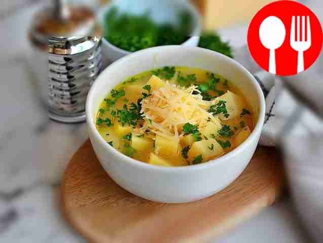 Garlic soup with cheese and potatoes