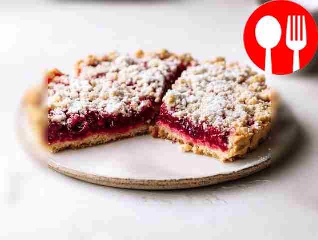 Grated pie with raspberry jam and sour cream