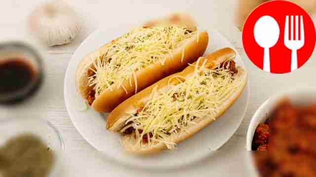 Хот-дог болоньезе