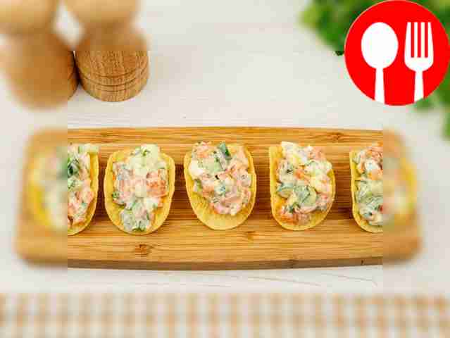 Закуска с семгой с чипсами